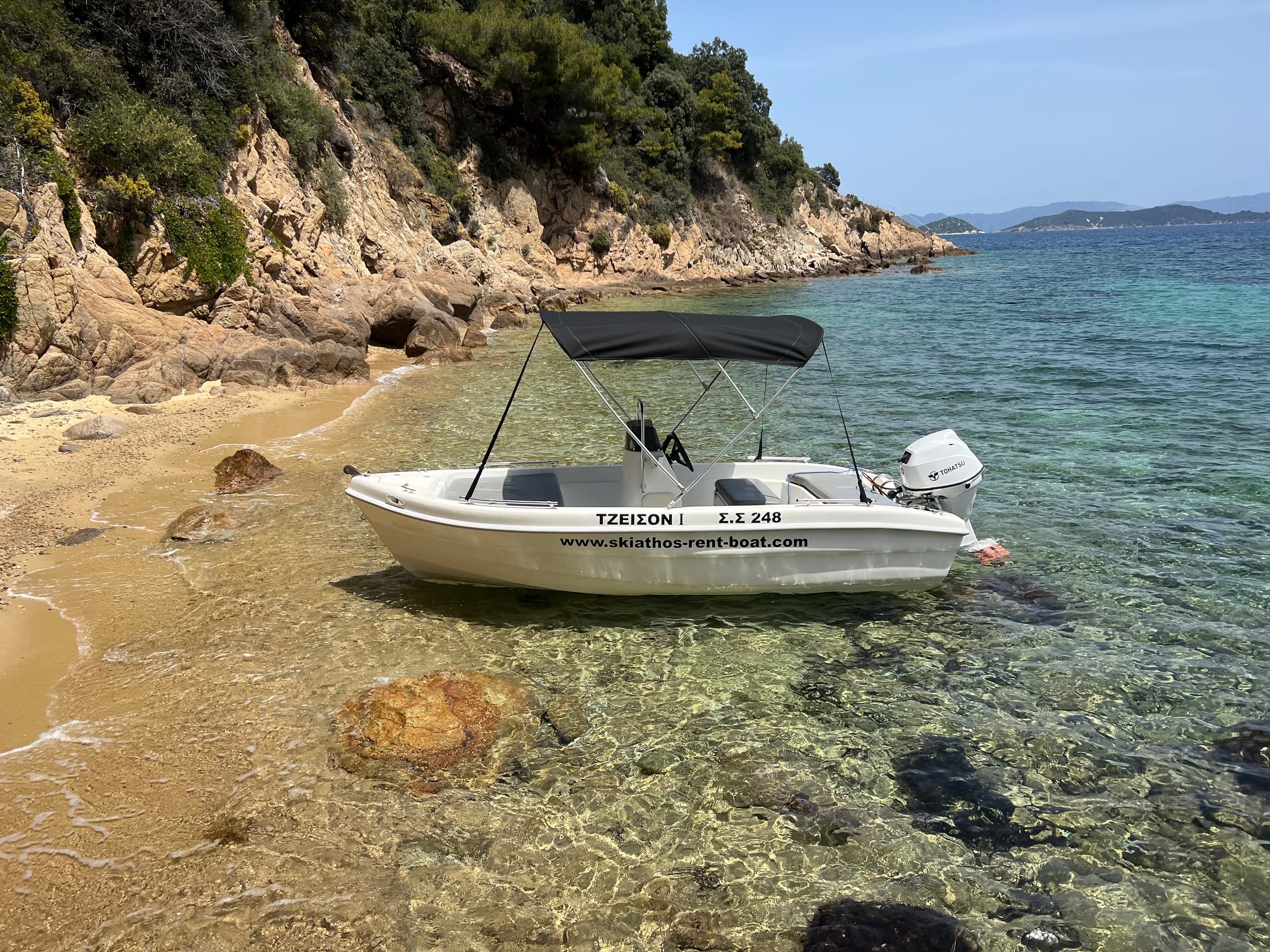 Manti one" Boat Rental - 30HP"
