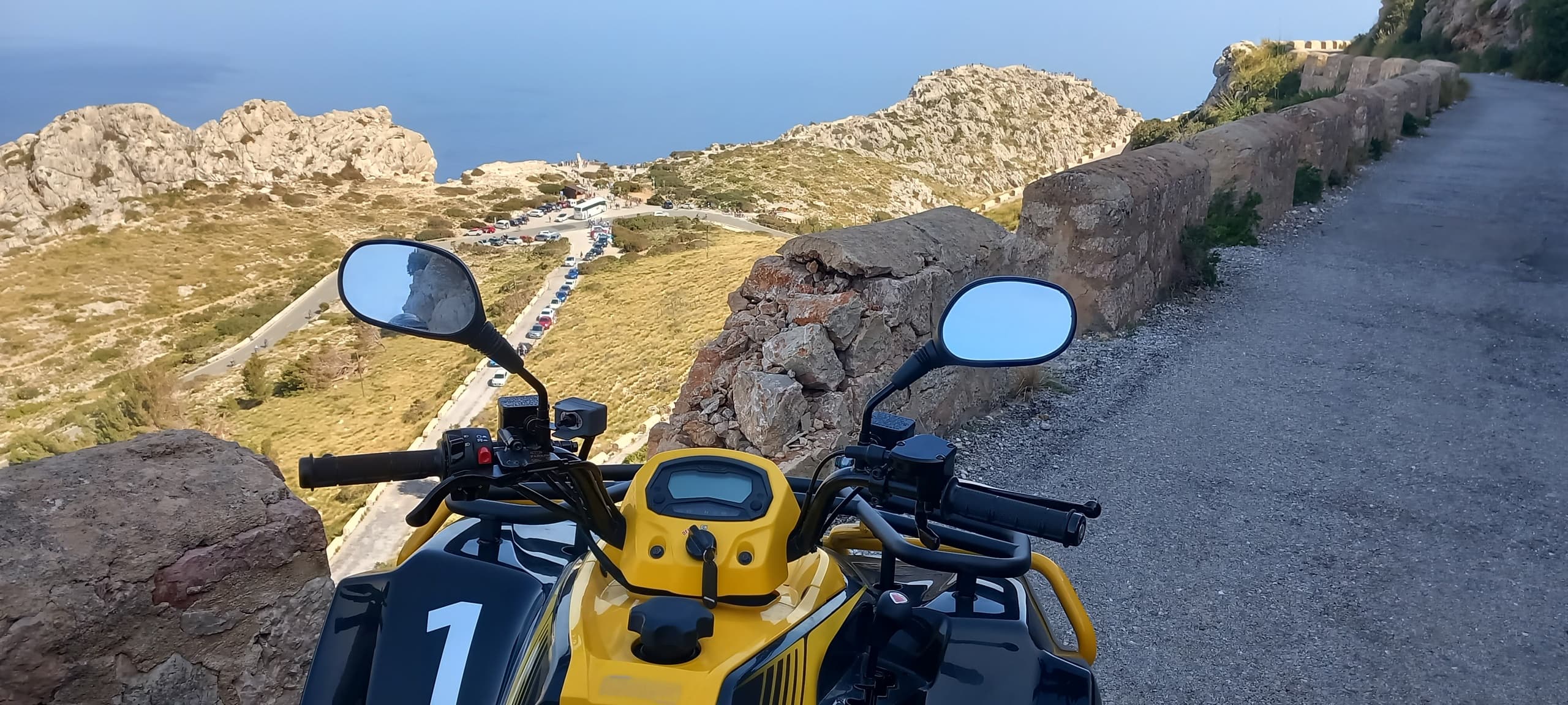 Tour Plus: 3 hours