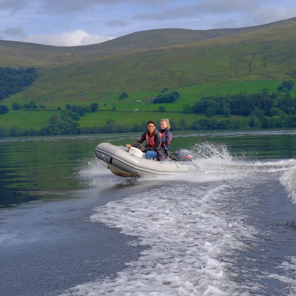 Power Boating Self Drive and Instruction