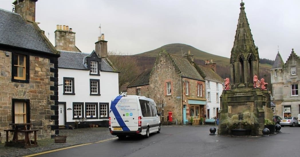 From Edinburgh: St Andrews, Outlander and Fishing Villages