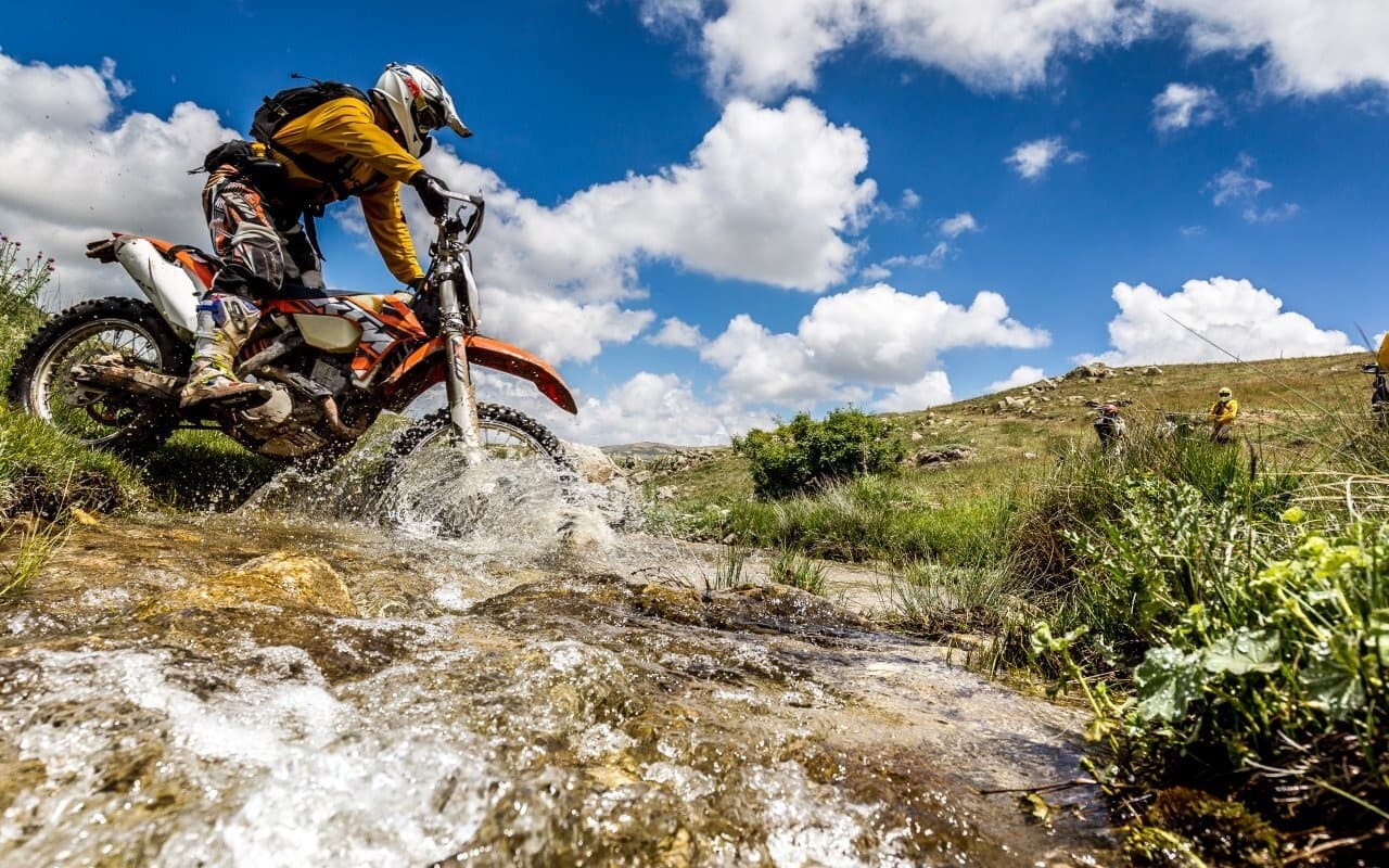Moto Adventure