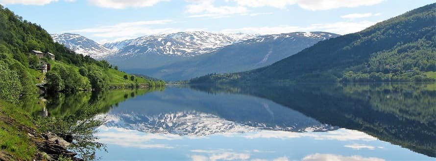 PRIVATE GUIDED TOUR: Queen of the Fjords - tour from Bergen 6 hours