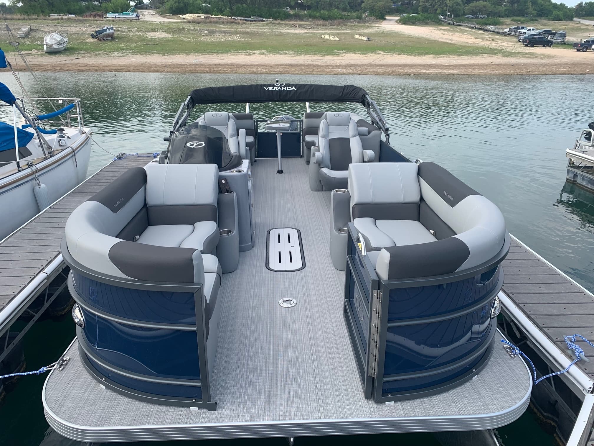24' Veranda Pontoon