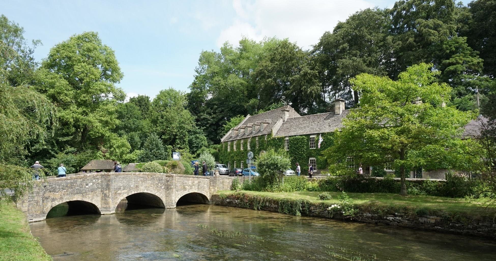 Shakespeare's Stratford-Upon-Avon and The Cotswolds