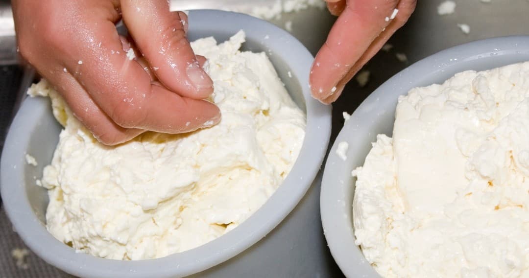 Walking with Goats & Cheese Experience