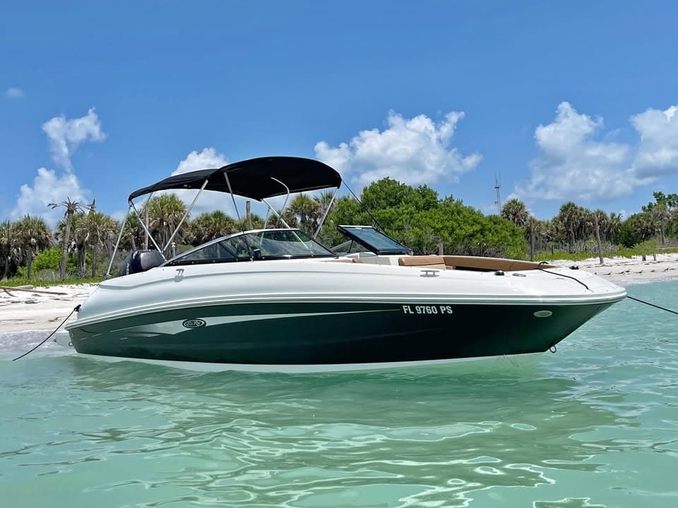 24' Sea Ray SunDeck Series