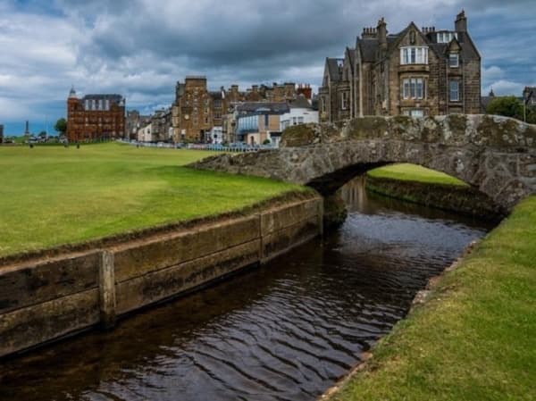 Private tour from Edinburgh to St Andrews & Fife fishing villages
