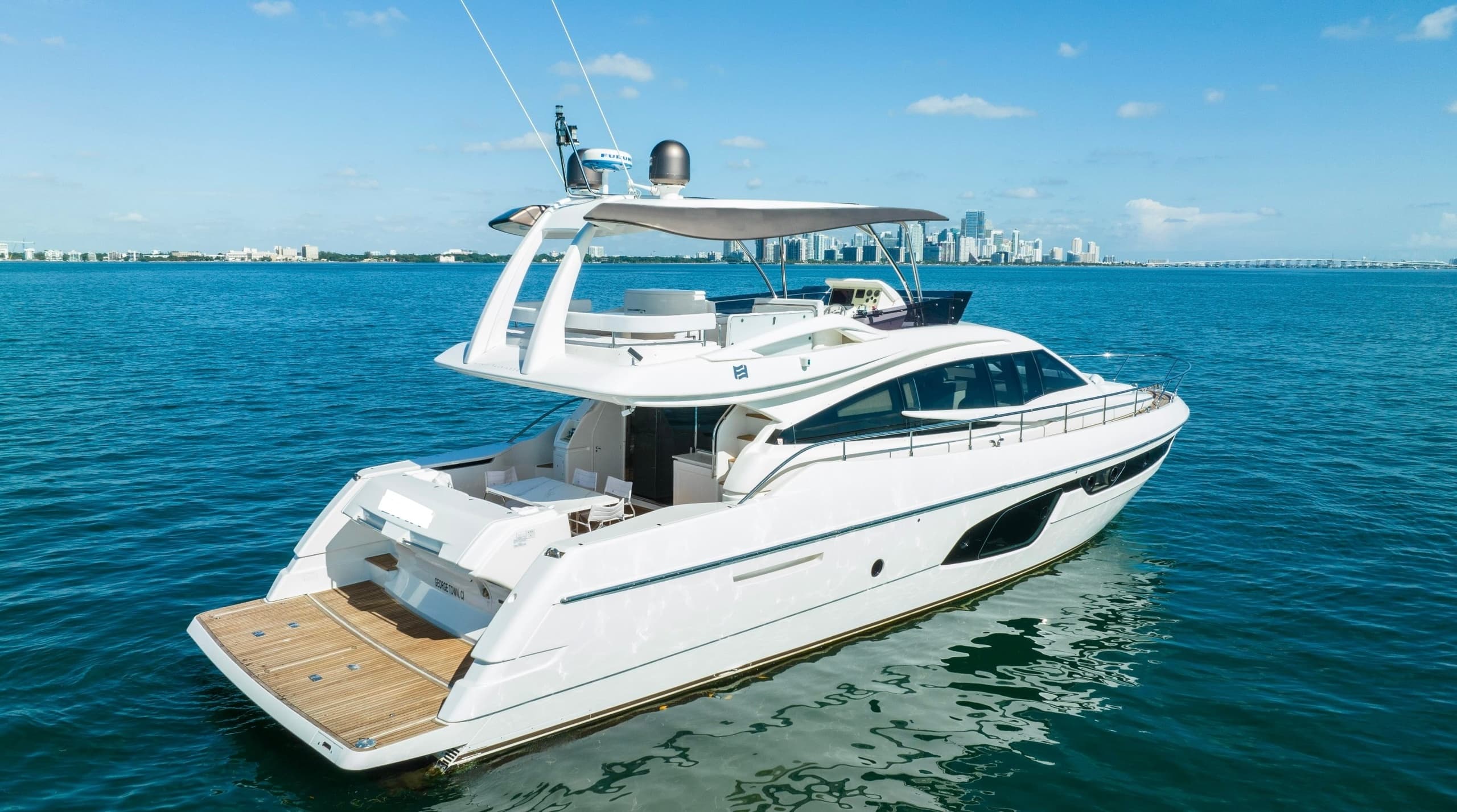 65' FERRETTI