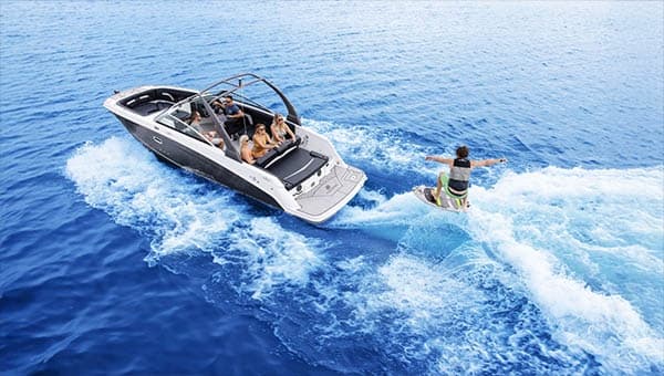 Four Winns Wake Surf - 2 Hour Private Boat Charter With Captain