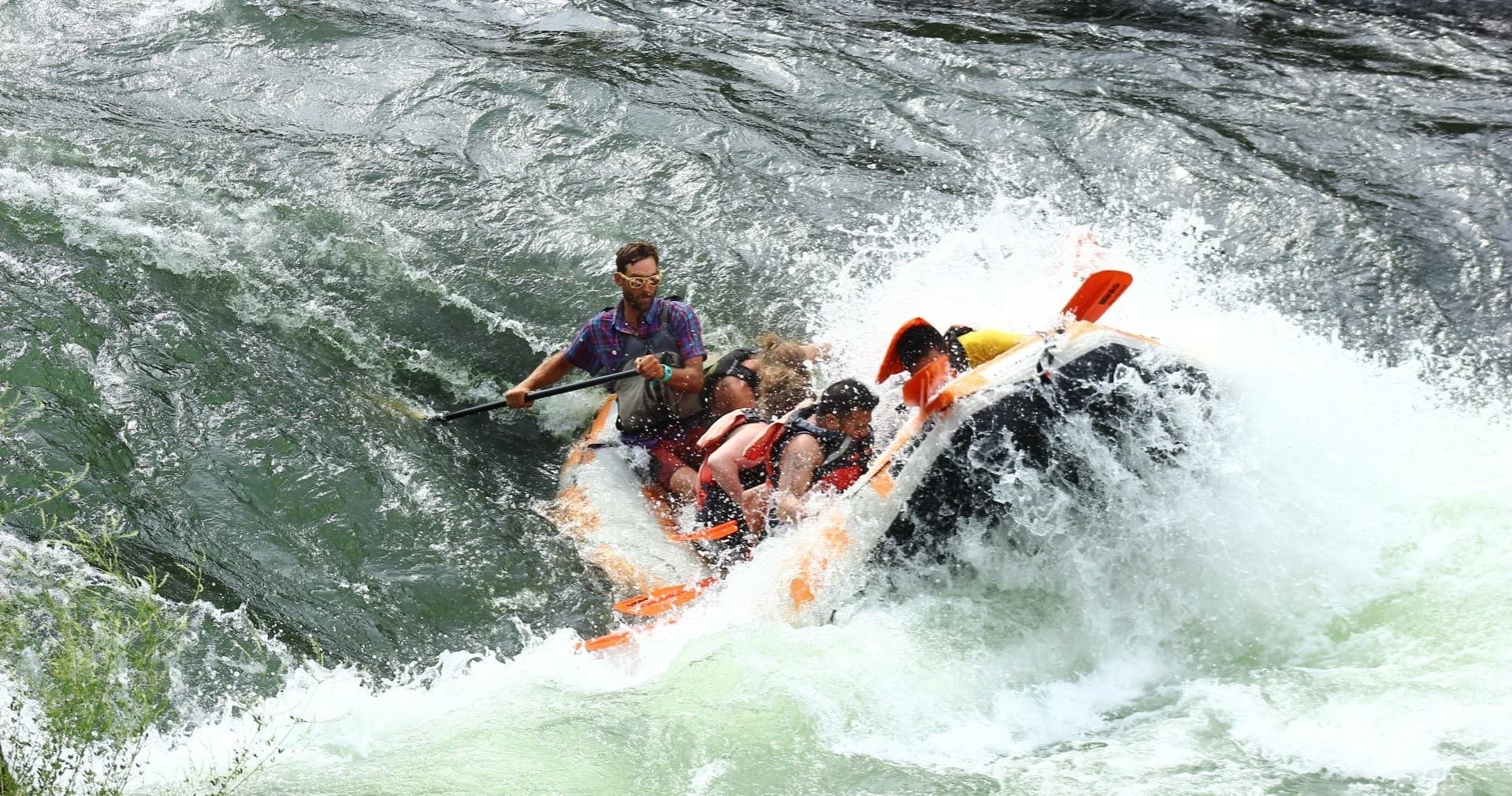 Lower Deschutes Ultimate Day Rafting Trip
