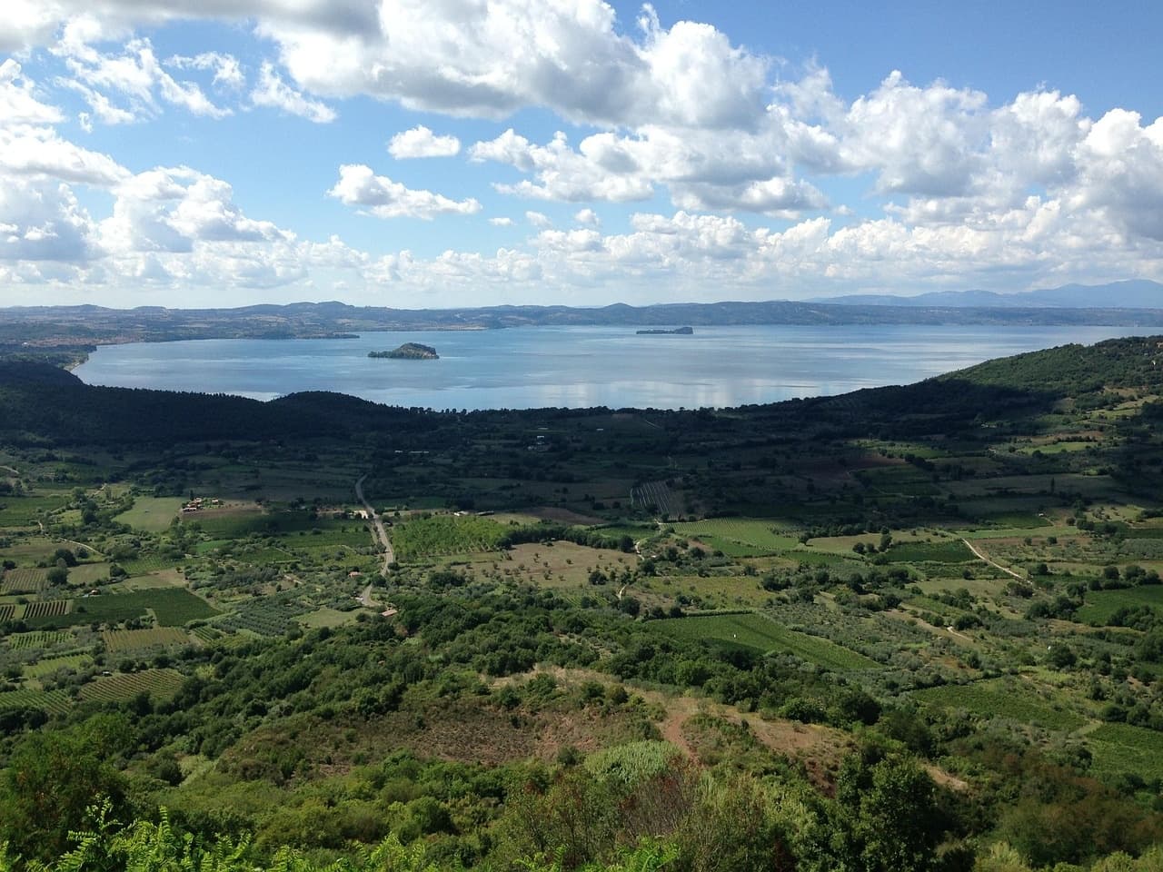 From Painted Dreams to Ghostly Stones: Sant’Angelo, Celleno & Montefiascone