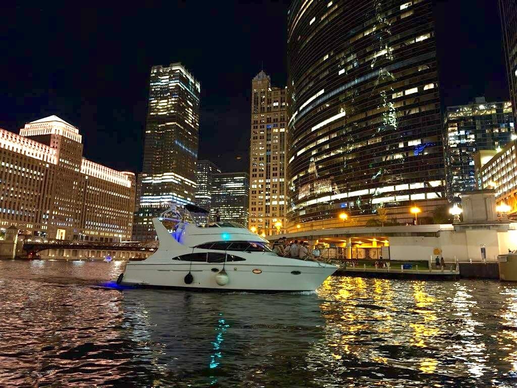 Private Luxury Yacht Rental (12 Person Max)