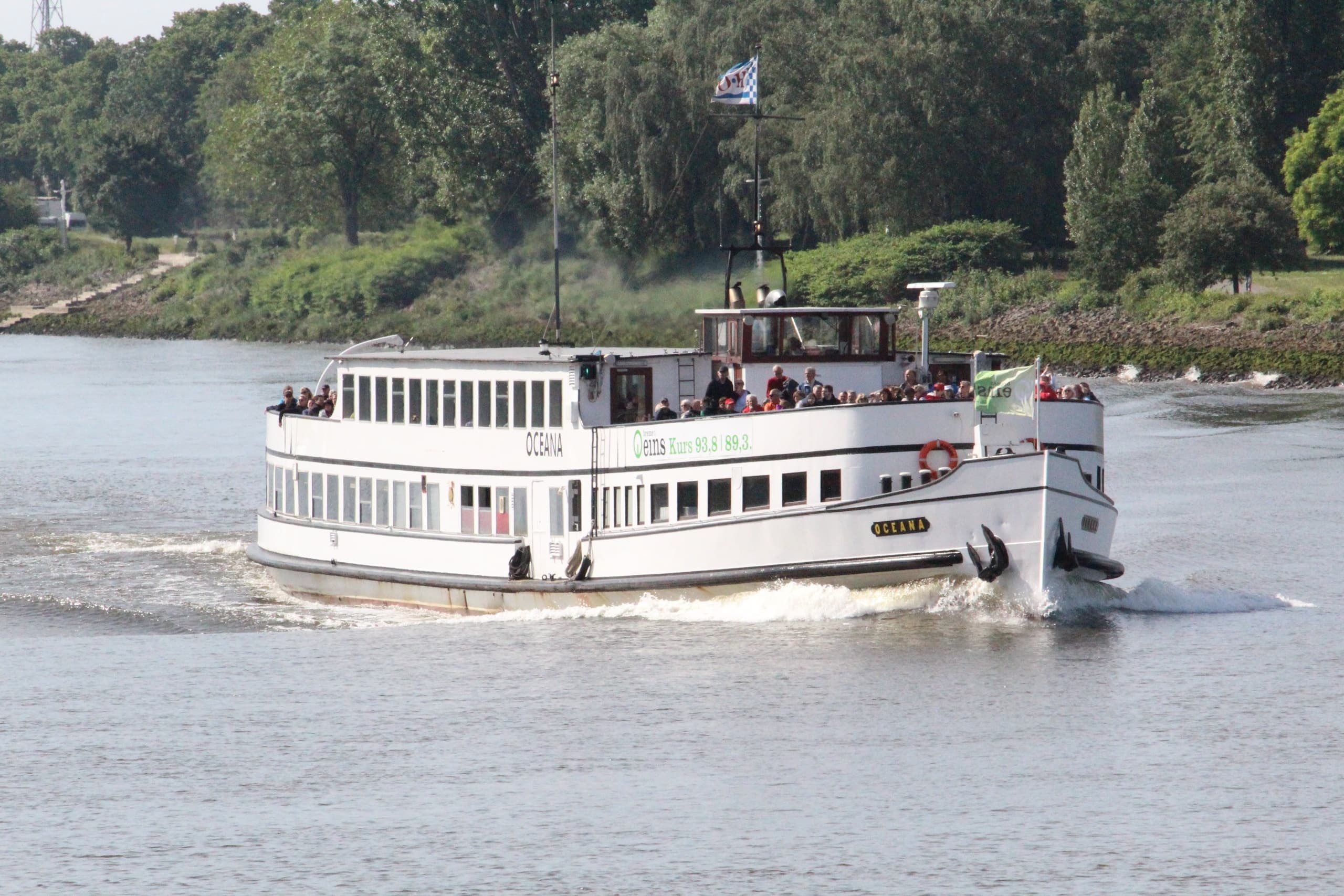 Einzelfahrt: Lankenauer Höft → Bremerhaven, Seebäderkaje