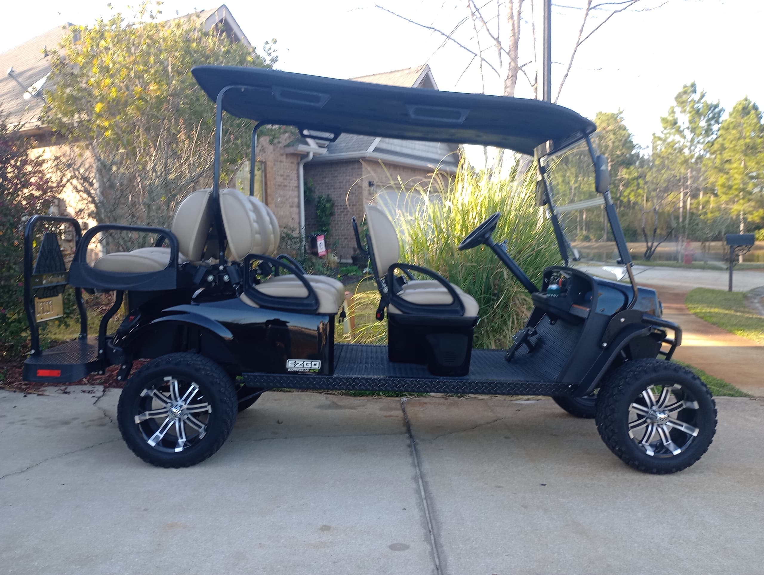 EZ GO 6 Seater Electric Black