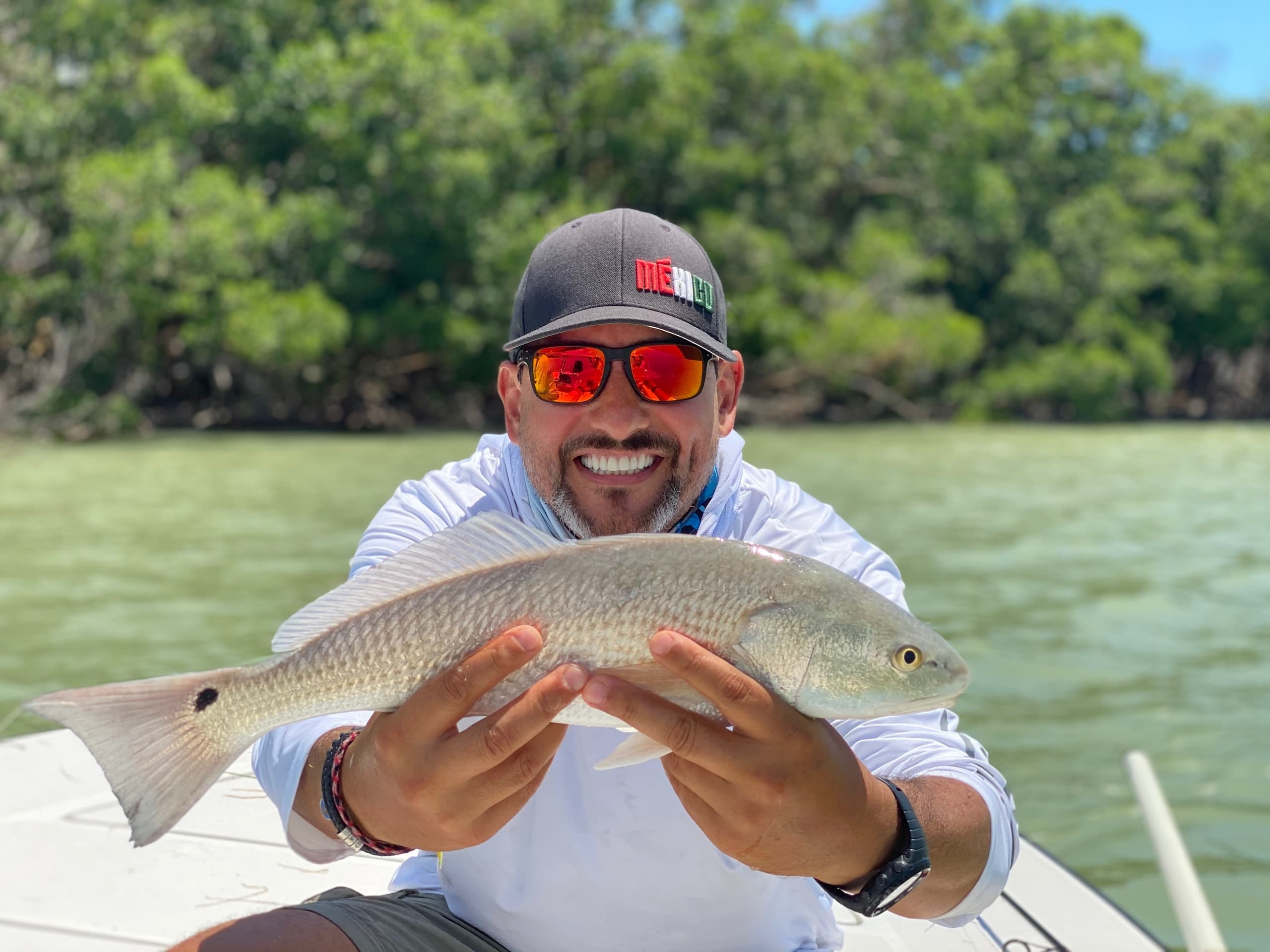 Full Day Inshore / Backcountry Fishing, 18' Maverick Skiff