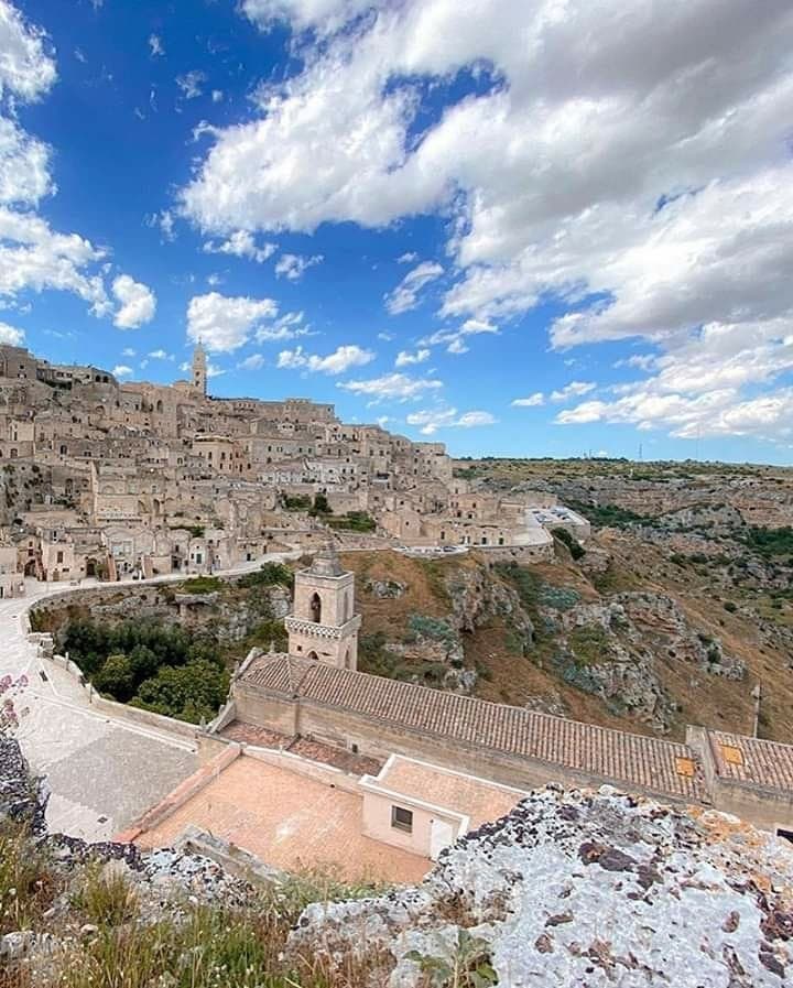 TOUR CLASSICO TRA I SASSI E IL CENTRO STORICO