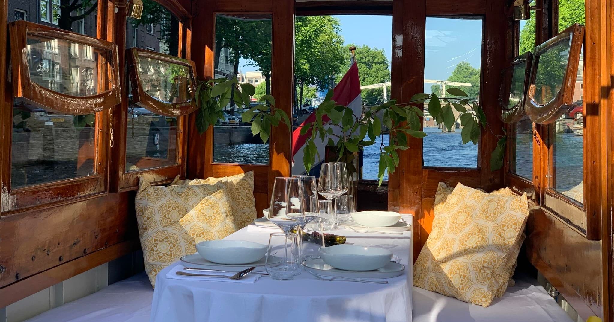 Private Lunch or Dinner Cruise