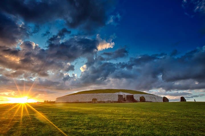 6 hour Half-Day Award Winning Private Tour of the Boyne Valley
