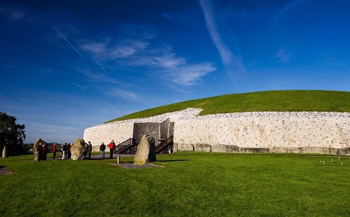 Dublin to Newgrange, Monasterboice Small Group Guided Tours