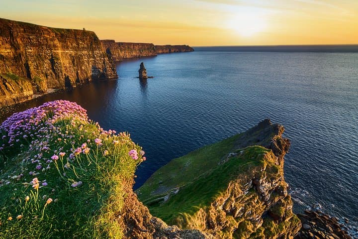 Cliffs Of Moher & Wild Atlantic Way Luxury Award Winning Tour.