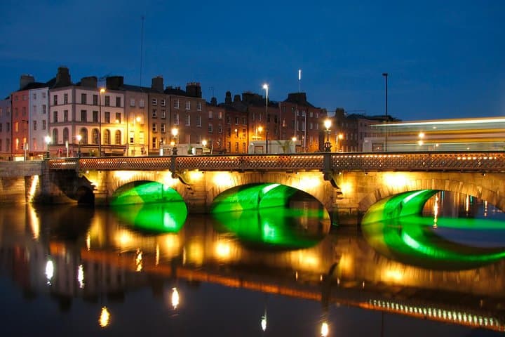 Full-day Award Winning Private Dublin City Highlights Tour