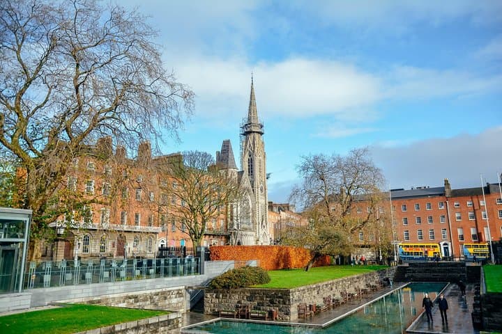 The History of Dublin With Locals: 1916 Easter Rising PRIVATE Tour