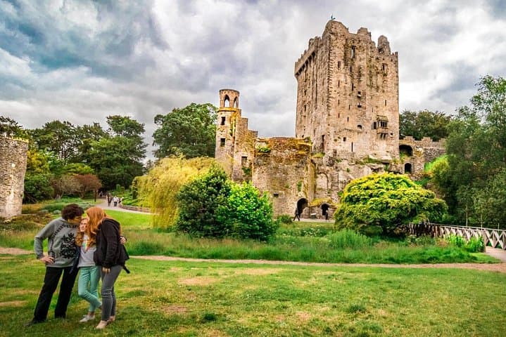 Dublin to Rock of Cashel, Cork City & Blarney Castle Guided Tour