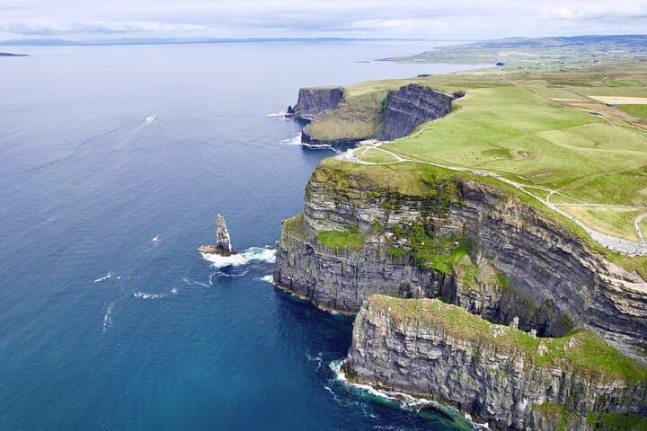 Private Chauffeur Cliffs of Moher Tour & Galway from Dublin 