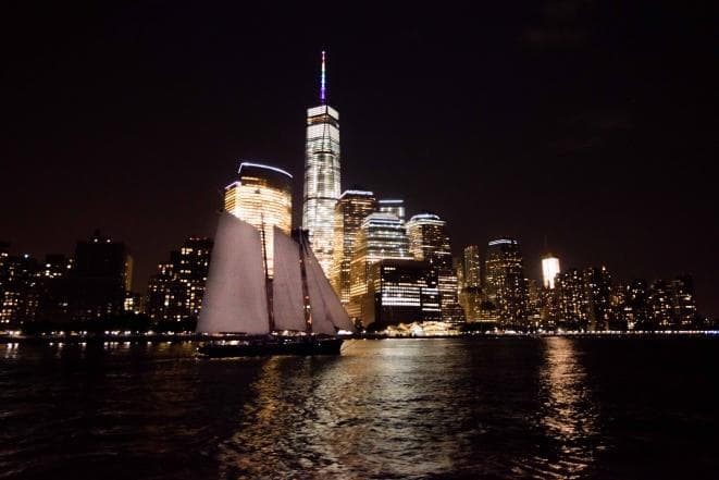 Statue & City Lights Sail on America 2.0