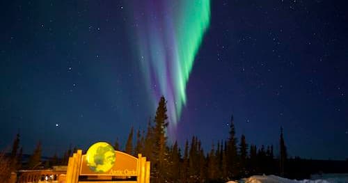Northern Light & Arctic Circle Tour